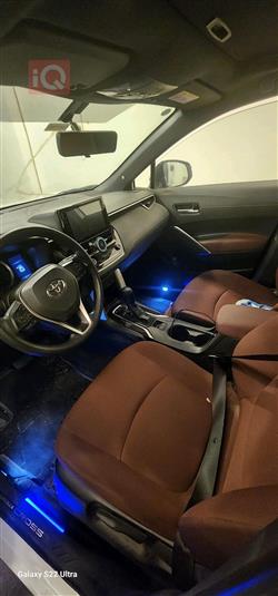 تۆیۆتا کۆرۆلا کرۆس